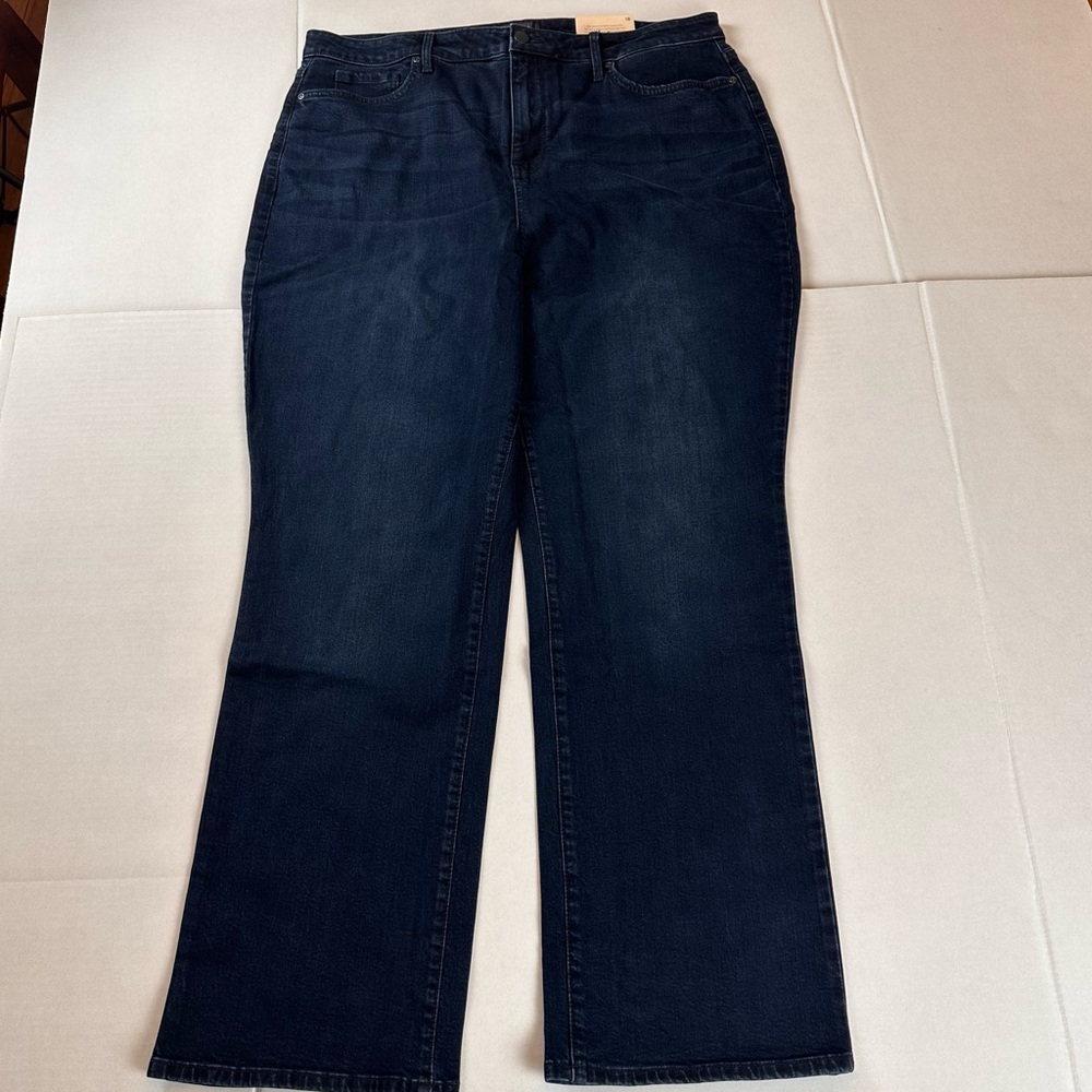 New Woman’s NYDJ Relaxed Straight Jeans Bixby Blue Size 18 Lifttuck‎ Technology